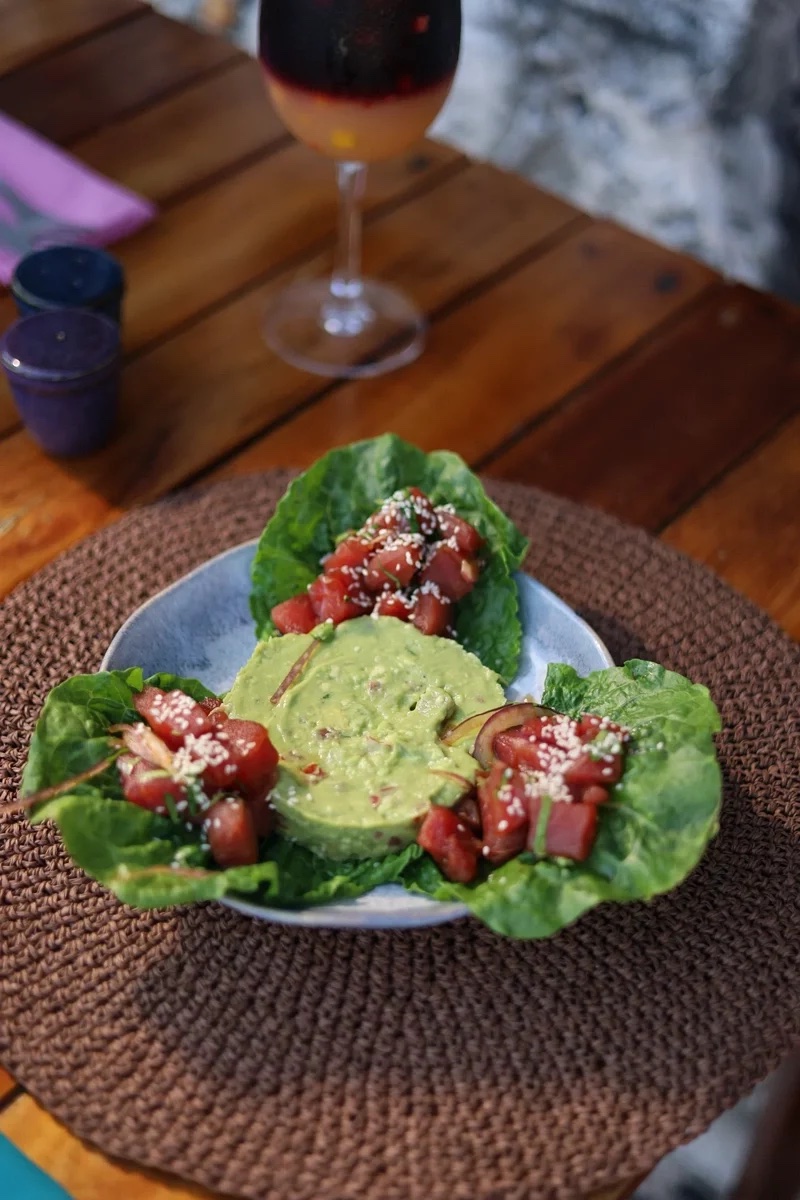 Tuna poke with guacamole